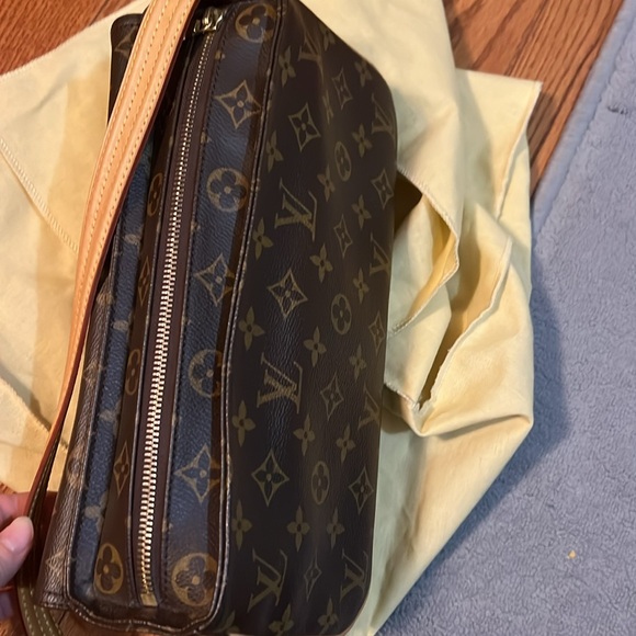 LOUIS VUITTON Monogram Viva Cite MM M51164 Shoulder Bag One - Picture 17 of 17